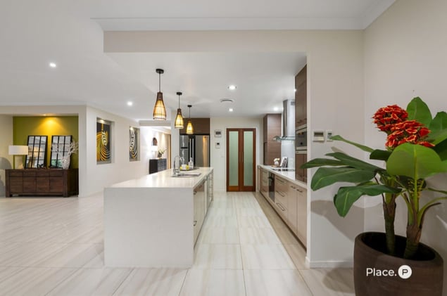 Sunnybank rental property exterior