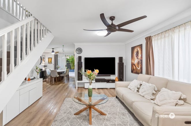 Living area record for a Calamvale rental property