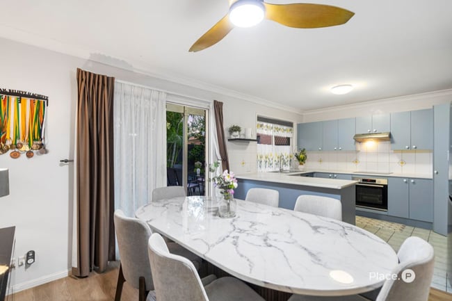 Kitchen condition photo for a Calamvale rental home
